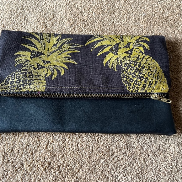 Kahulalea vinyl/fabric zippered pouch purse clutch - Picture 1 of 5